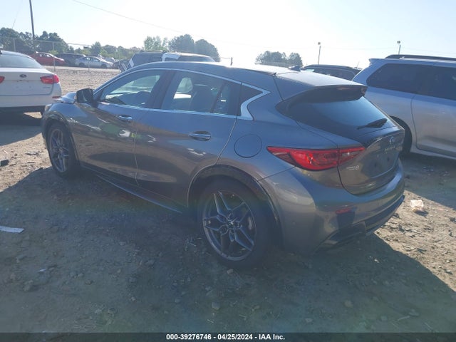 SJKCH5CP5HA025927 Infiniti Qx30 Sport