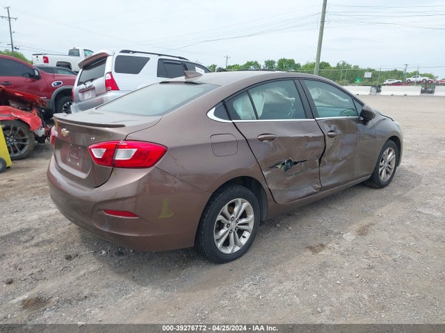 Chevrolet CRUZE LT 2019 1G1BE5SM3K7113872 Image 4