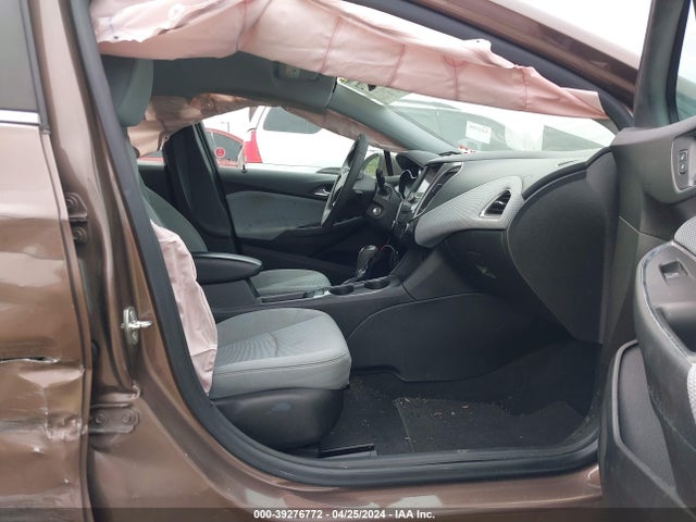 Chevrolet CRUZE LT 2019 1G1BE5SM3K7113872 Image 5