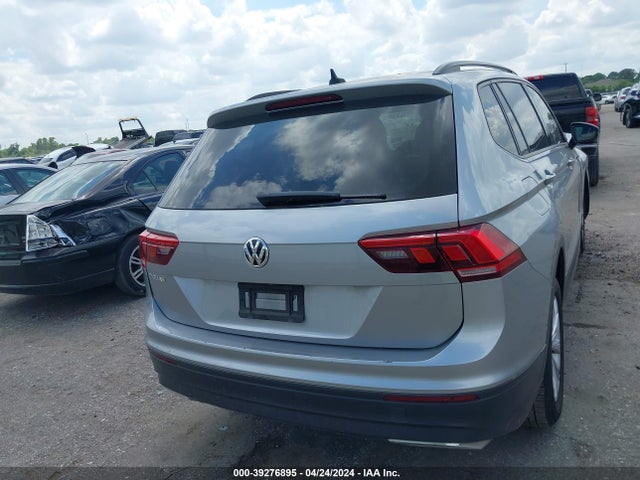 3VV1B7AX3LM082635 Volkswagen Tiguan 2.0t S