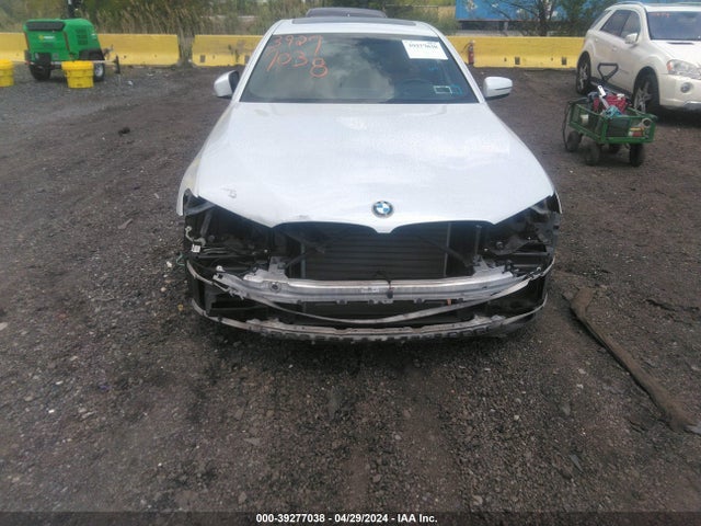WBAJE7C37HG888721 BMW 540i Xdrive