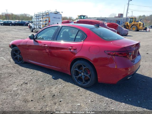 ZARFAEEN2J7598390 Alfa Romeo Giulia Ti Sport Awd