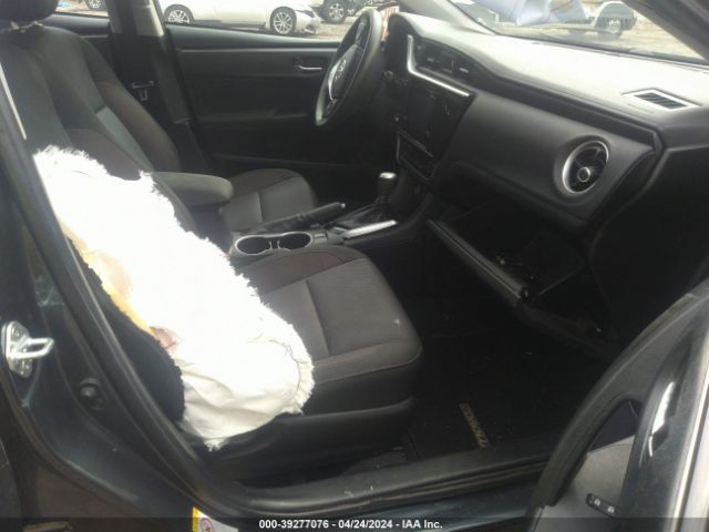 2T1BURHE6KC133033 Toyota COROLLA LE