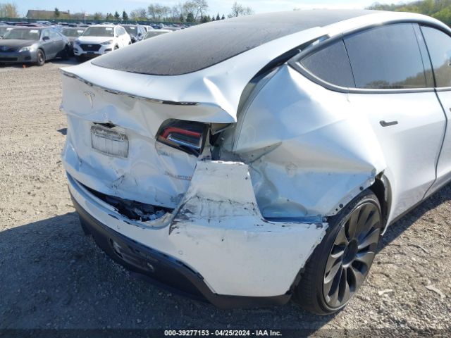 7SAYGDEF5NF504994 Tesla Model Y Performance Dual Motor All-wheel Drive