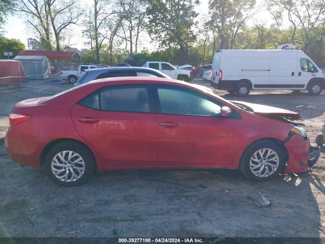 Toyota COROLLA LE 2018 5YFBURHE6JP822584 Image 14