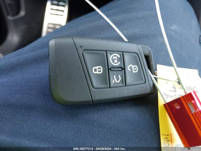 3VV4B7AX2PM082662 Volkswagen Tiguan 2.0t Sel R-line