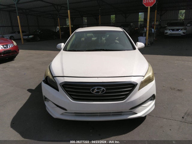 Hyundai SONATA ECO 2016 5NPE24AA7GH414940 Image 12