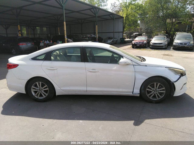 Hyundai SONATA ECO 2016 5NPE24AA7GH414940 Image 13