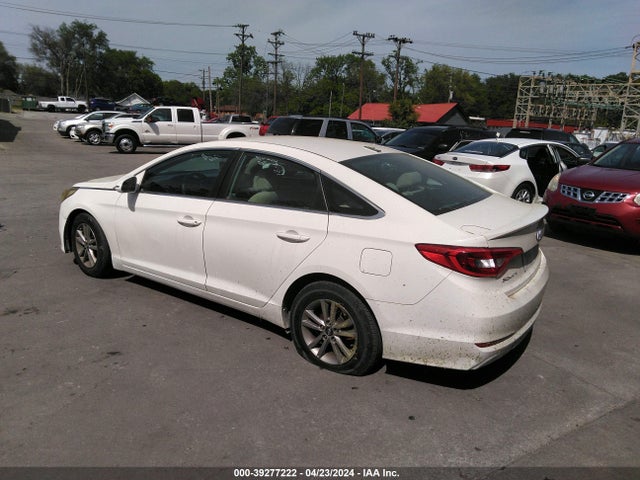 Hyundai SONATA ECO 2016 5NPE24AA7GH414940 Image 3