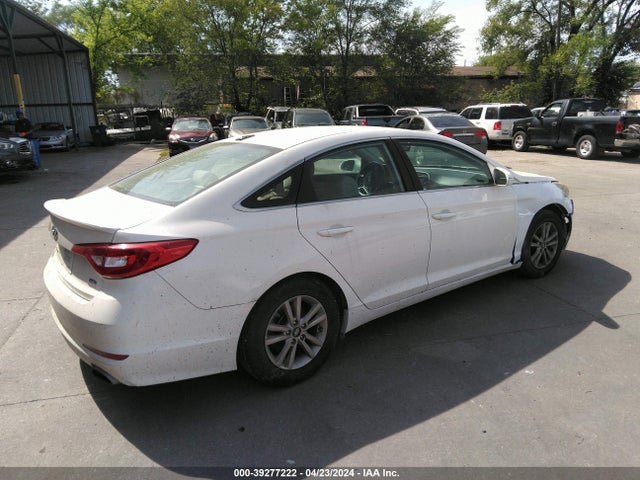 Hyundai SONATA ECO 2016 5NPE24AA7GH414940 Image 4