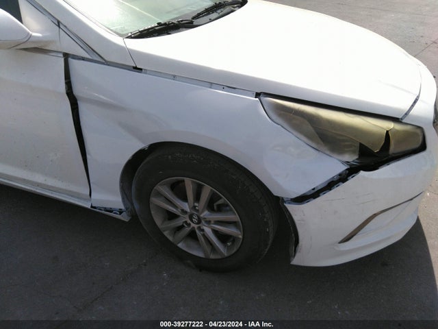 Hyundai SONATA ECO 2016 5NPE24AA7GH414940 Image 6