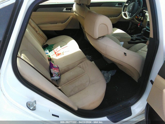 Hyundai SONATA ECO 2016 5NPE24AA7GH414940 Image 8