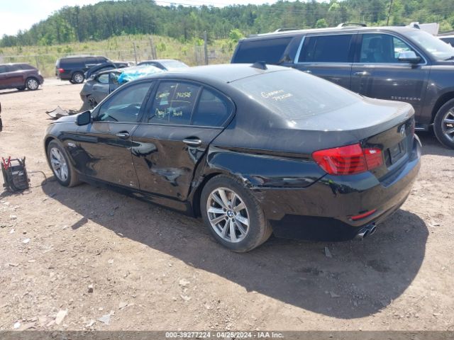 WBA5A5C54GD529877 BMW 528I