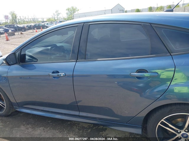 Ford FOCUS ST 2018 1FADP3L90JL247310 Image 15
