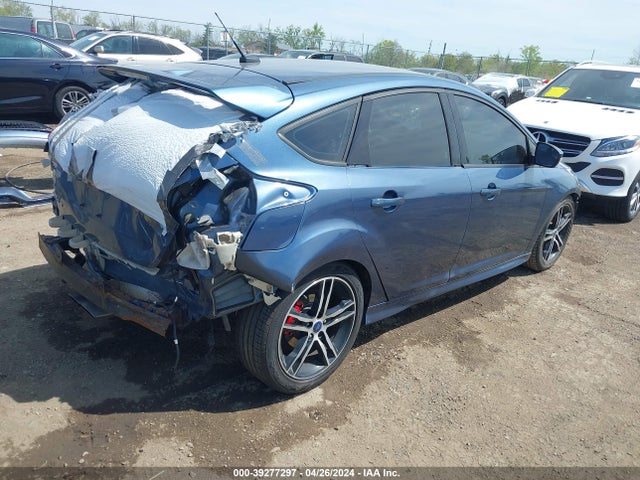 Ford FOCUS ST 2018 1FADP3L90JL247310 Image 4