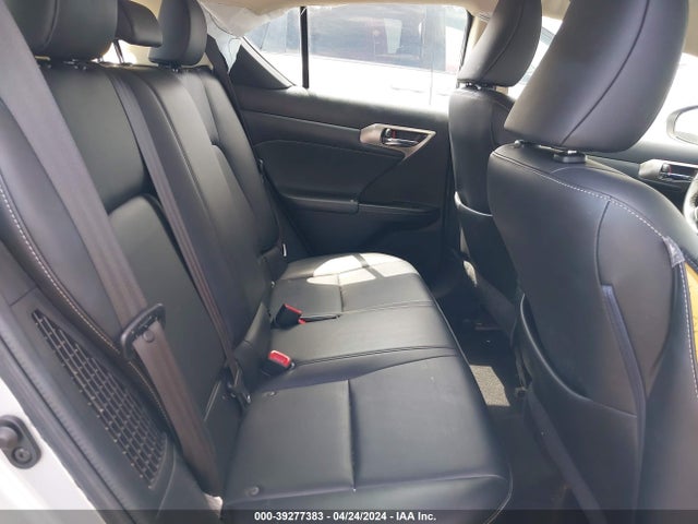 JTHKD5BHXG2272453 Lexus CT 200H