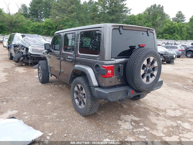 1C4HJXEG5JW118090 Jeep Wrangler Unlimited Sahara 4x4