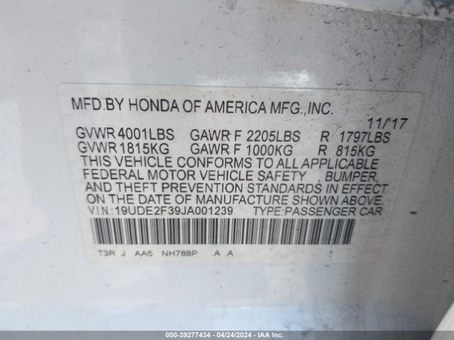 19UDE2F39JA001239 Acura Ilx Acurawatch Plus Package