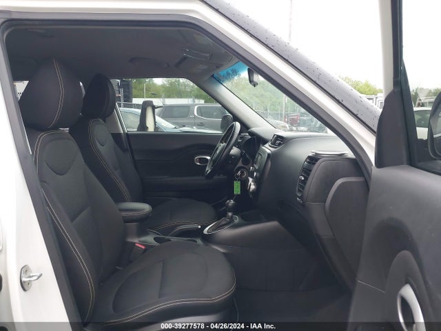 KIA SOUL + 2016 KNDJP3A57G7374215 Image 5
