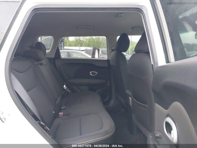 KIA SOUL + 2016 KNDJP3A57G7374215 Image 8