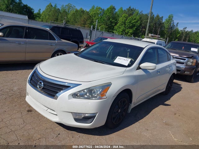 Nissan Altima 2.5 S 2014 1N4AL3AP1EN214567 Image 2