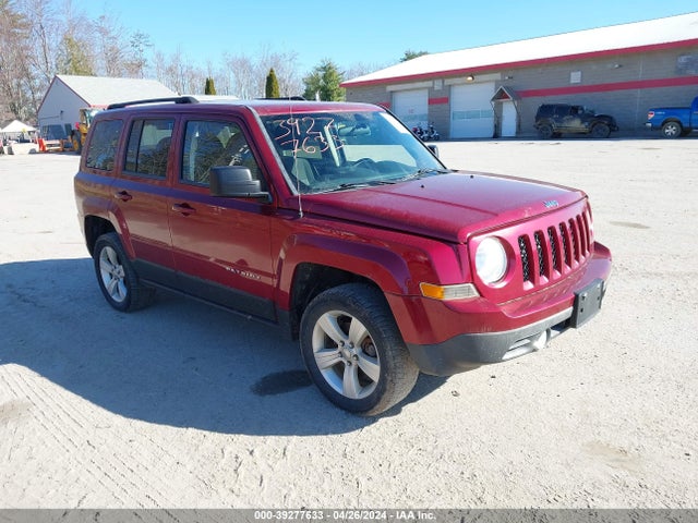 Jeep Patriot Latitude 2014 1C4NJRFB9ED853058 Image 1