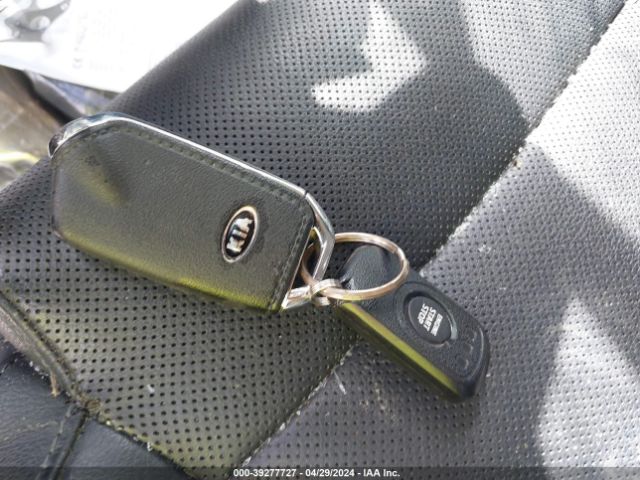 KNAE25LAXJ6012444 KIA Stinger Premium