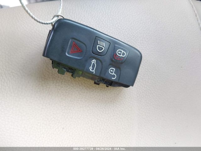 SADCJ2FX6KA357873 Jaguar F-pace 25t Premium