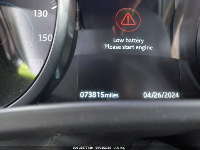 SADCJ2FX6KA357873 Jaguar F-pace 25t Premium