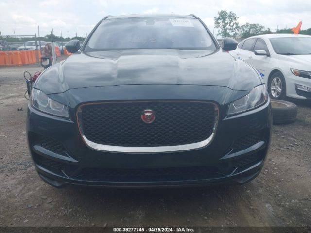 SADCJ2FX7JA320622 Jaguar F-pace 25t Premium