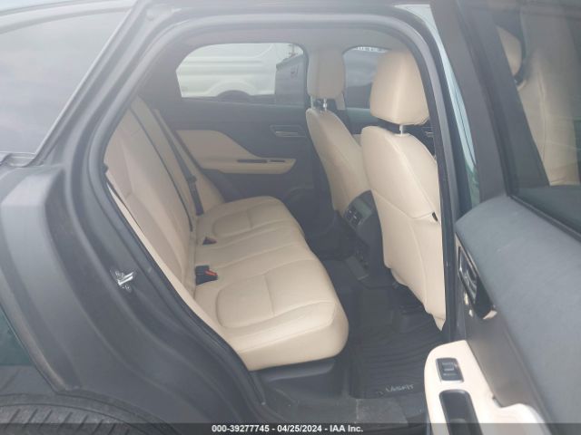 SADCJ2FX7JA320622 Jaguar F-pace 25t Premium