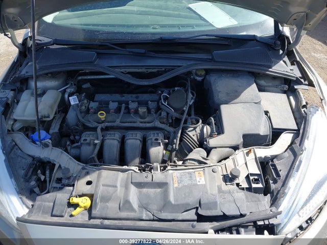 Ford FOCUS SE 2015 1FADP3F21FL200406 Image 10