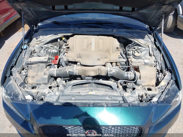2017 JAGUAR XE SAJAF4BV0HA969811 Photo 9