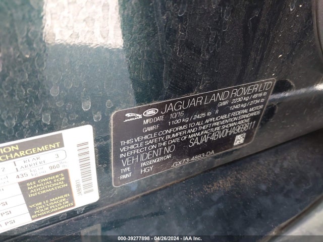 2017 JAGUAR XE SAJAF4BV0HA969811 Photo 8