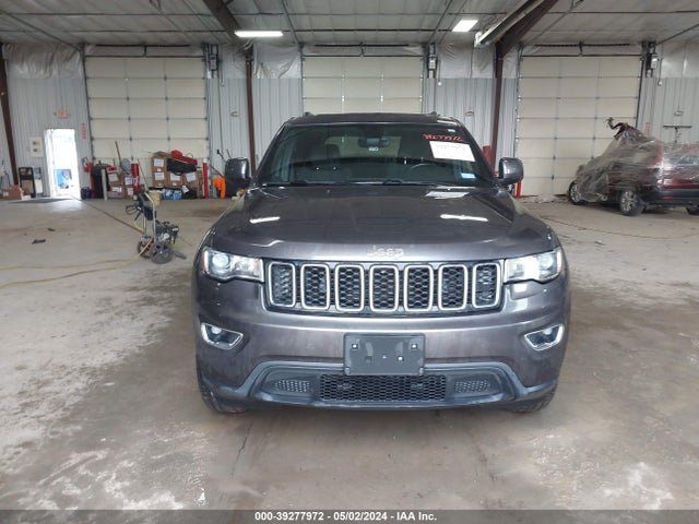 1C4RJEAG0HC966064 Jeep Grand Cherokee Laredo 4x2