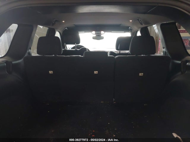 1C4RJEAG0HC966064 Jeep Grand Cherokee Laredo 4x2