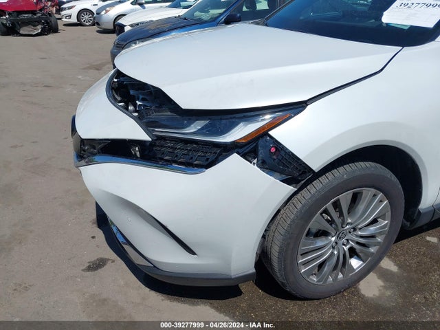 Toyota Venza Xle 2023 JTEAAAAH7PJ131762 Image 20