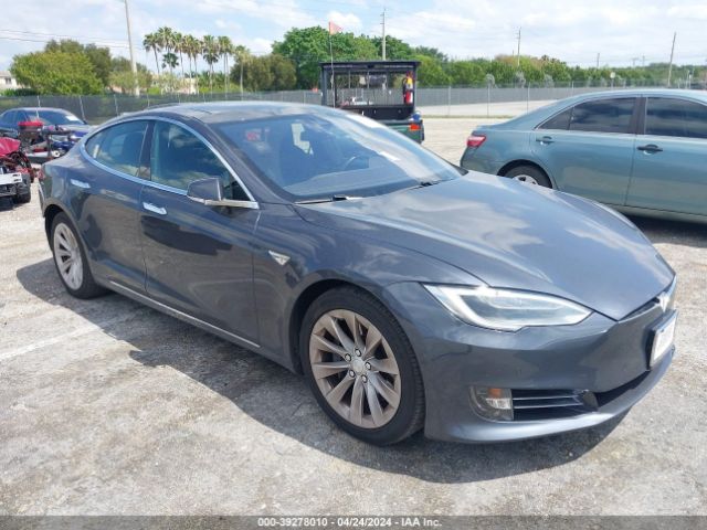 2016 Tesla Model S 60/70/75/85 მანქანა იყიდება აუქციონზე, vin: 5YJSA1E14GF144563, აუქციონის ნომერი: 39278010