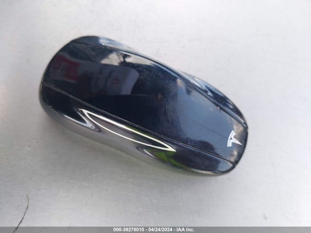 Tesla Model S 60/70/75/85 2016 5YJSA1E14GF144563 Image 11