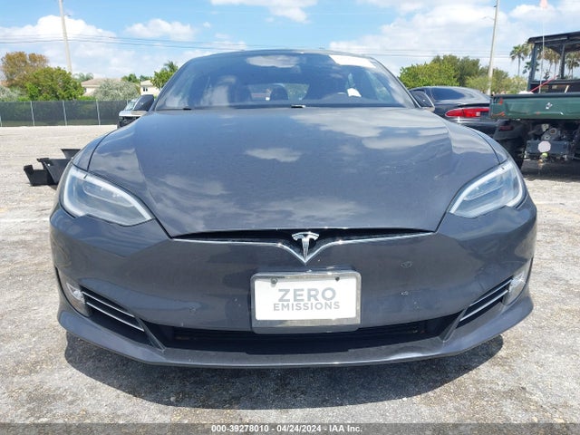 Tesla Model S 60/70/75/85 2016 5YJSA1E14GF144563 Image 13