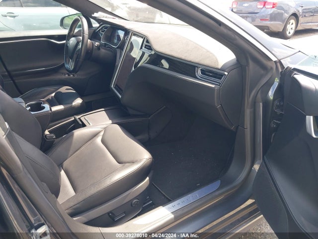 Tesla Model S 60/70/75/85 2016 5YJSA1E14GF144563 Image 5