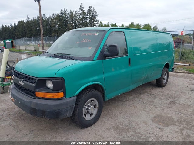 Chevrolet Express 2500 Work Van 2014 1GCWGGCA2E1134545 Image 2