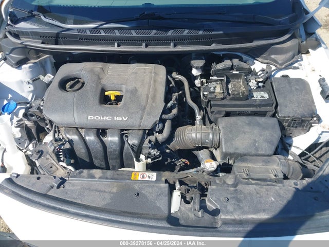 KIA FORTE LX 2017 3KPFK4A72HE066057 Image 10