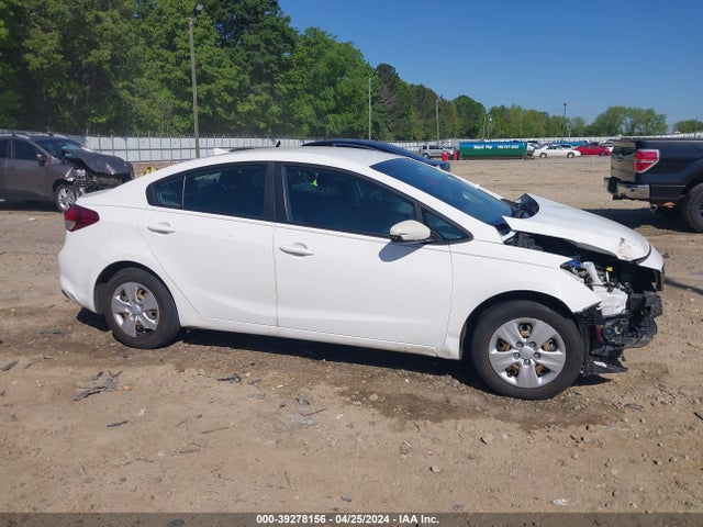KIA FORTE LX 2017 3KPFK4A72HE066057 Image 13