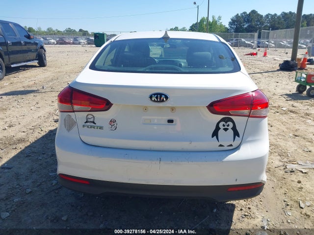 KIA FORTE LX 2017 3KPFK4A72HE066057 Image 16