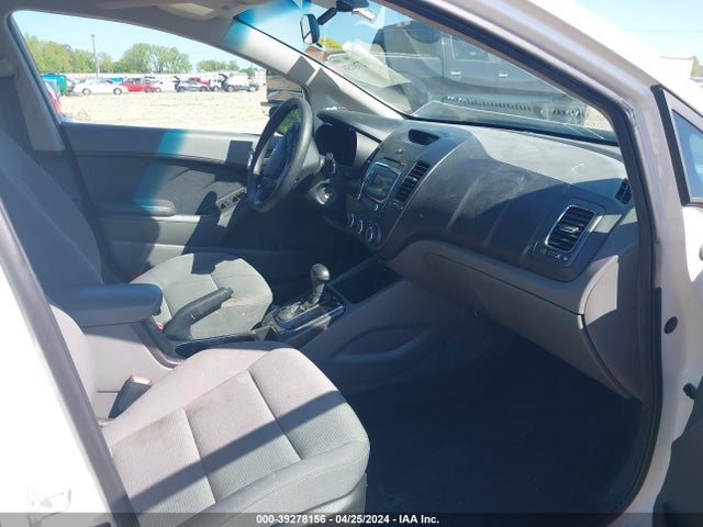 KIA FORTE LX 2017 3KPFK4A72HE066057 Image 5