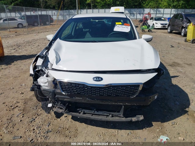 KIA FORTE LX 2017 3KPFK4A72HE066057 Image 6