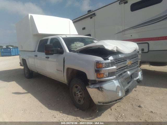 2018 1GC1KUEG6JF166713 main image