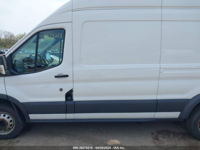 1FTBF4XM0HKA58004 Ford Transit-350