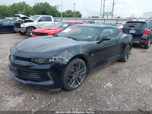 Chevrolet Camaro 1lt 2018 1G1FB1RXXJ0154736 Image 2